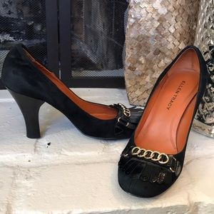 Ellen Tracy black faux suede loafer pump